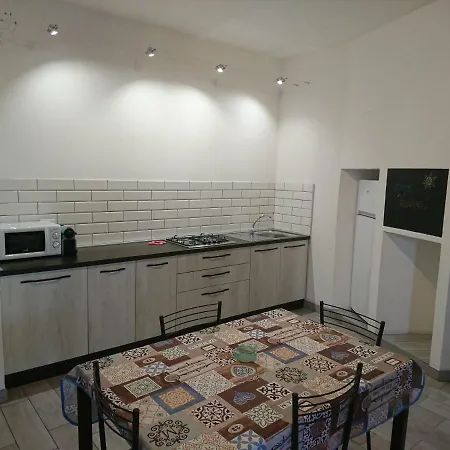 Melograno מלון דירות 4*